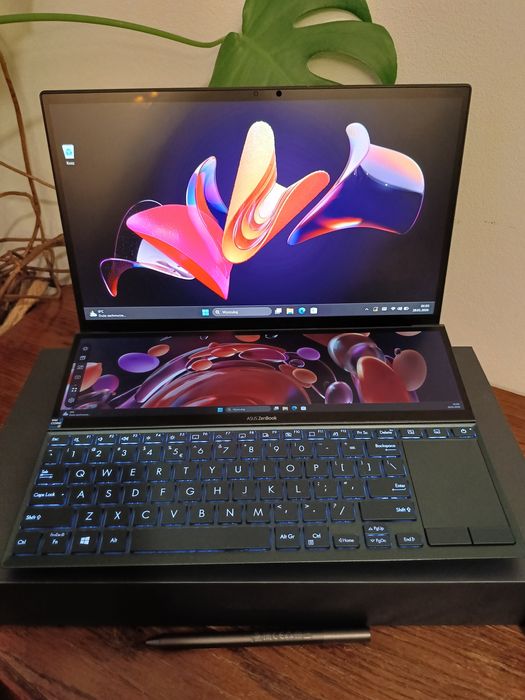 Asus ZenBook Duo UX482e i7-1165G7 14' TS 16G 512G MX450 Windows 11