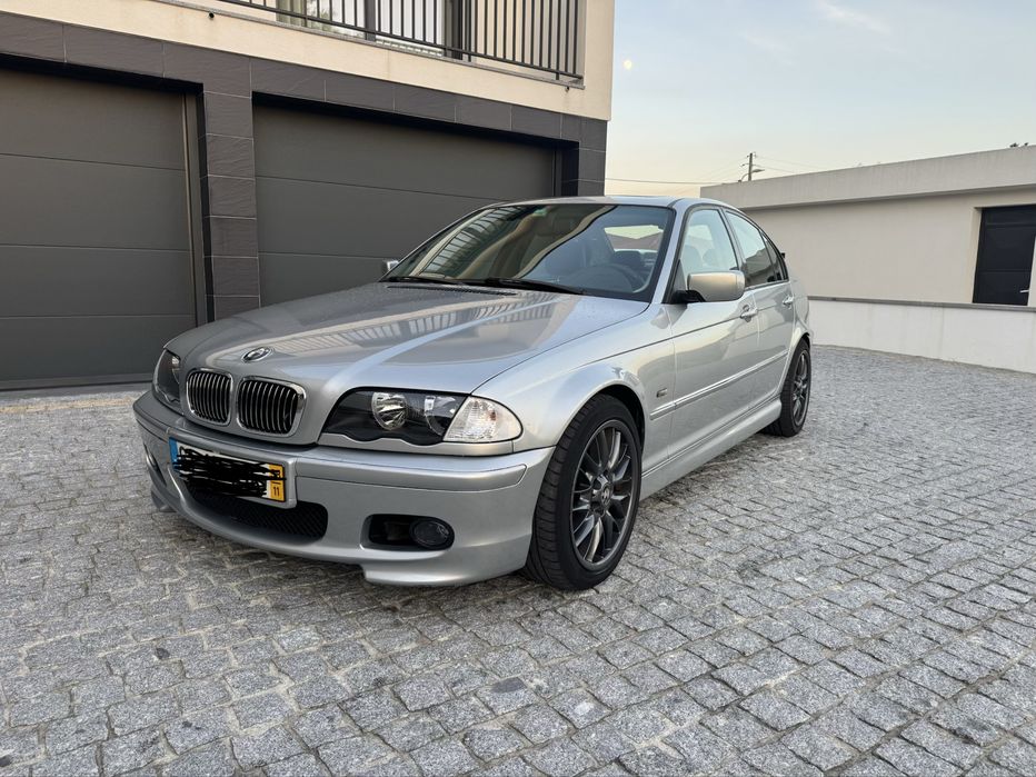 BMW 320