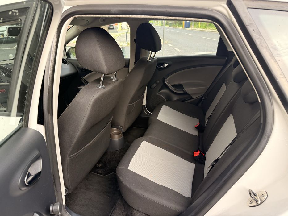 Seat St 1.2 diesel 2013
