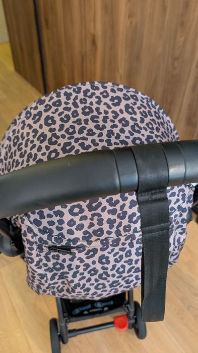 Прогулянковий візочок Stokke YOYO³ Wild Black