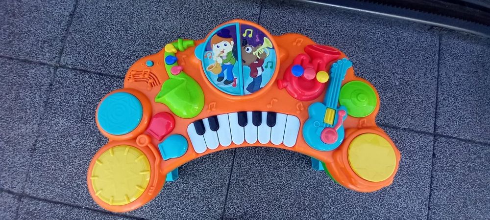 Piano criança bom estado