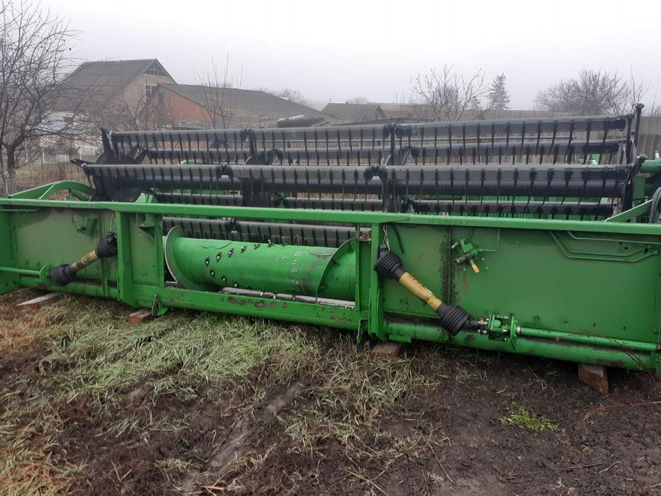 John Deere 618R/918F жатка.