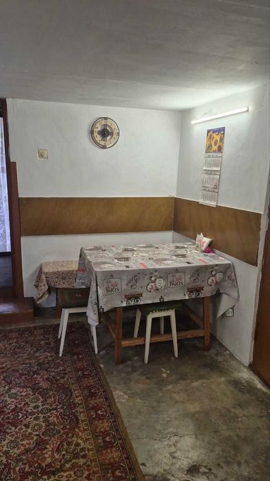 Продж гарного будиночка у садовому кооперативі, Проців