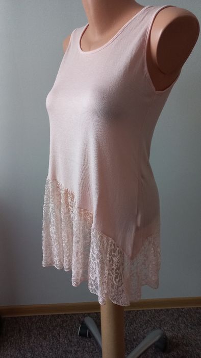 r.M włoska bluzka, tunika z koronką