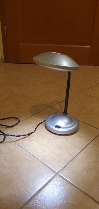 Lampka led na biurko