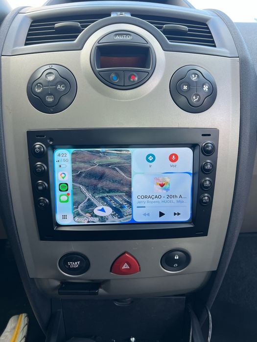 Rádio Renault Megane 2 + GPS + Carplay sem fios.