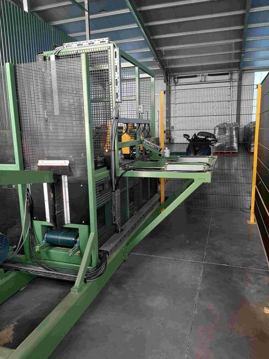 Maquina Palha de Madeira