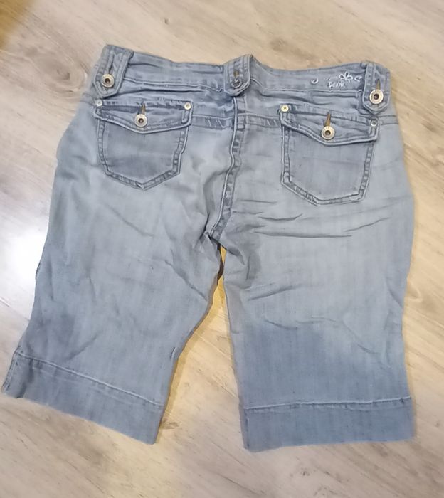 Spodenki dżinsowe rozm. 36
