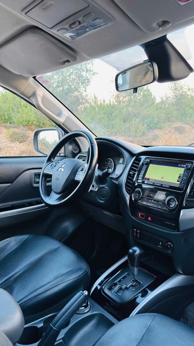 Mitsubishi l200 full extras