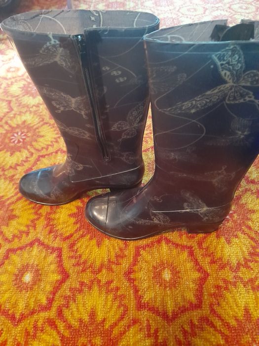 Сапоги жіночі. На дощ.