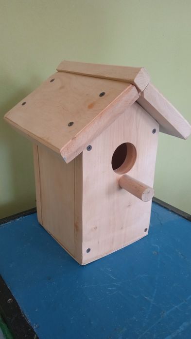 Шпаківня для птахів