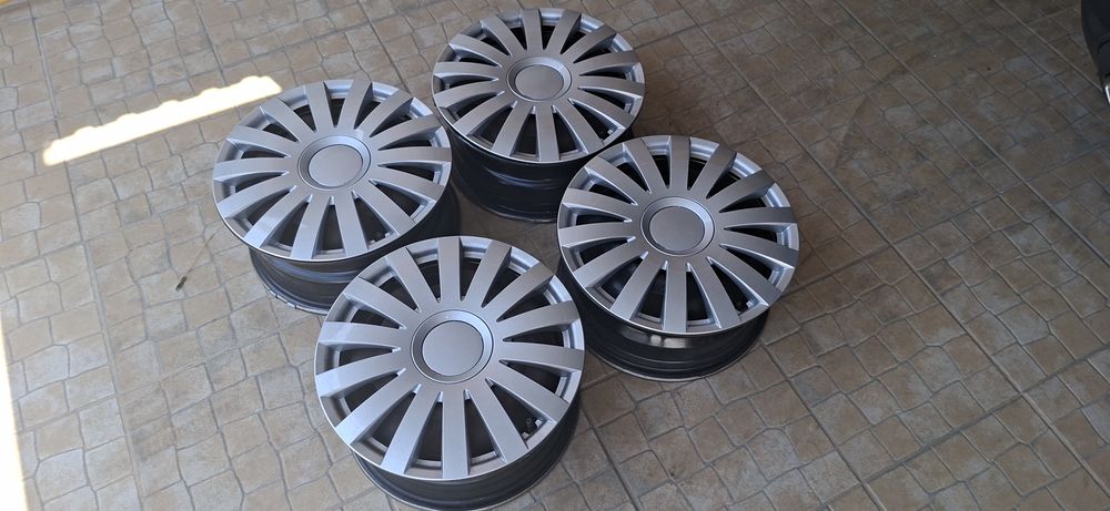 Acessórios automotivos - Negocia-se