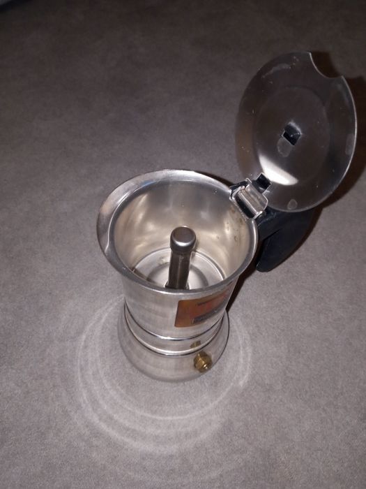 Cafeteira turca nova