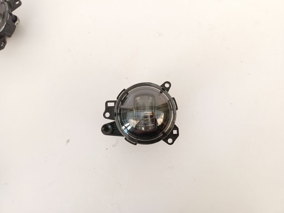 Land Rover Defender II 2 20- halogen LED DRL lewy przód przedni