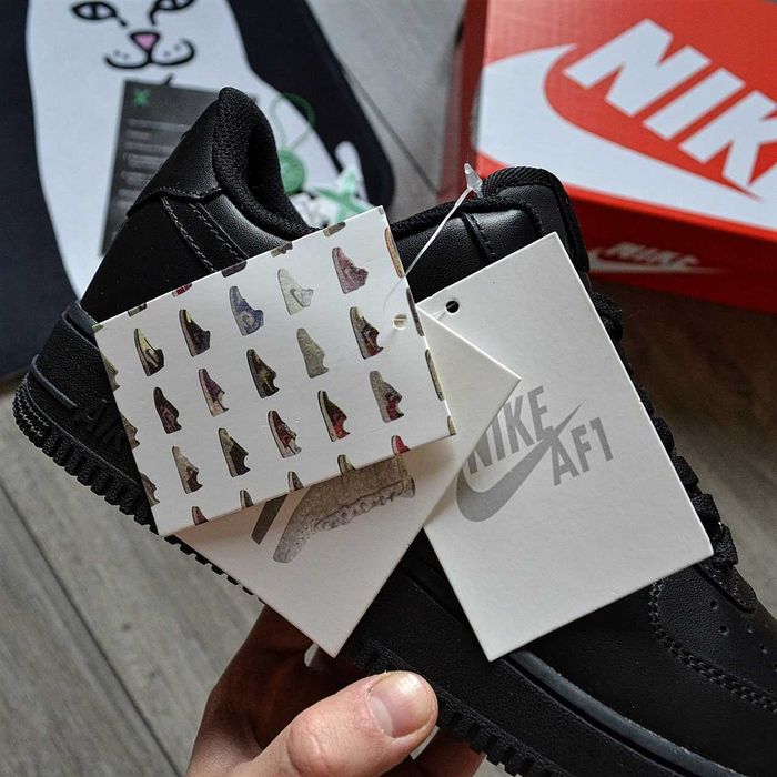 Женские кроссовки Nike Air Force 1 Low 'Black' Premium. Размеры 36-40