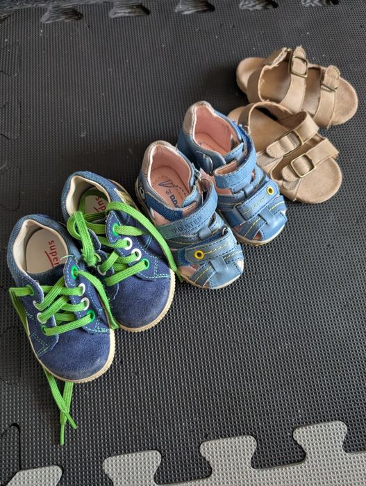 Дитяче взуття 18-19 розмір