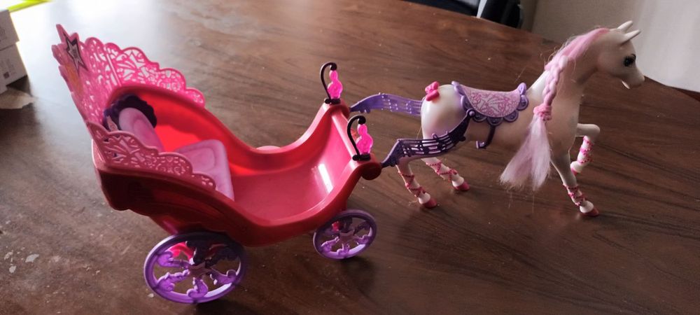 Carruagem da Barbie - Completamente Nova