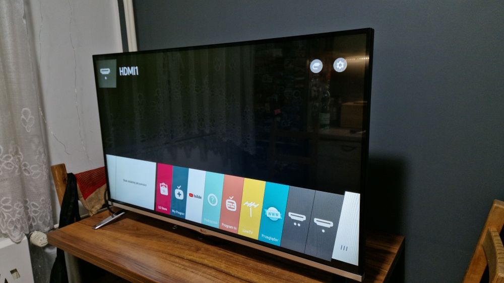 Telewizor LG 42LB670V