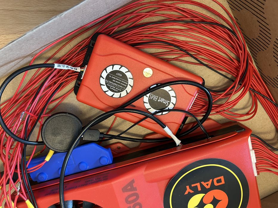 BMS плата DaLy Lifepo4 48V 16S 250A + Bluetooth + активний балансир 1А