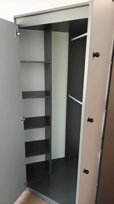 Szafa narożna - 2 drzwi