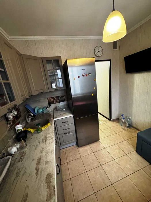 Продаж 2 кімн. квартири на Миколи Бажана 7 б