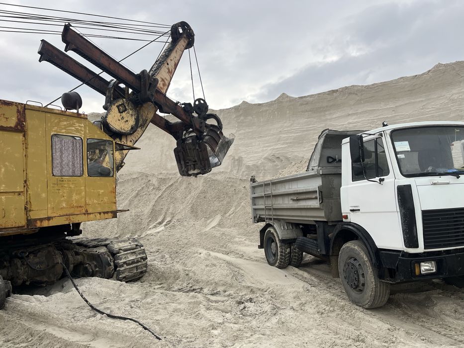 Продається пісок щебінь різних фракцій із доставкою