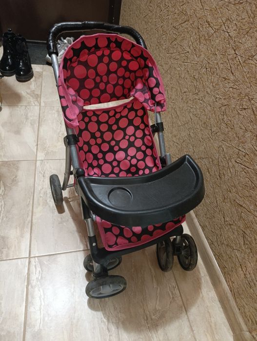 Дитяча коляска для кукол