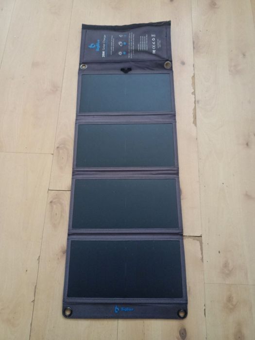 Солнечная портативная панель BigBlue 28W