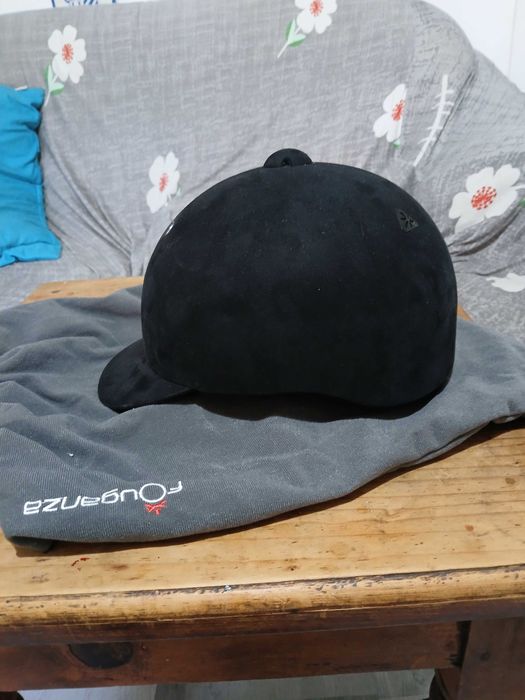 Capacete de hipismo fouganza (novo)