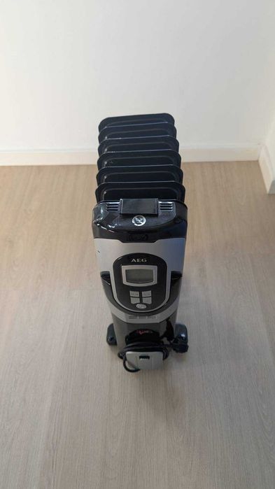 Aquecedor a óleo AEG RA 5587, 1500 W