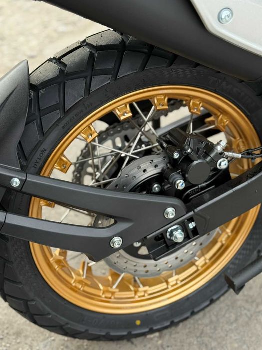 Мотоцикл CYCLONE RX401 (Без кофрів)