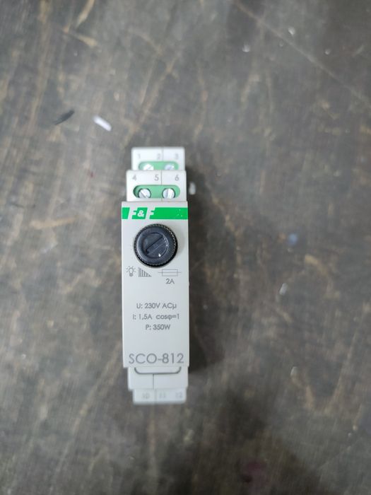 Ściemniacz przyciskowy z pamięcią 0-350VA  230V SCO-812