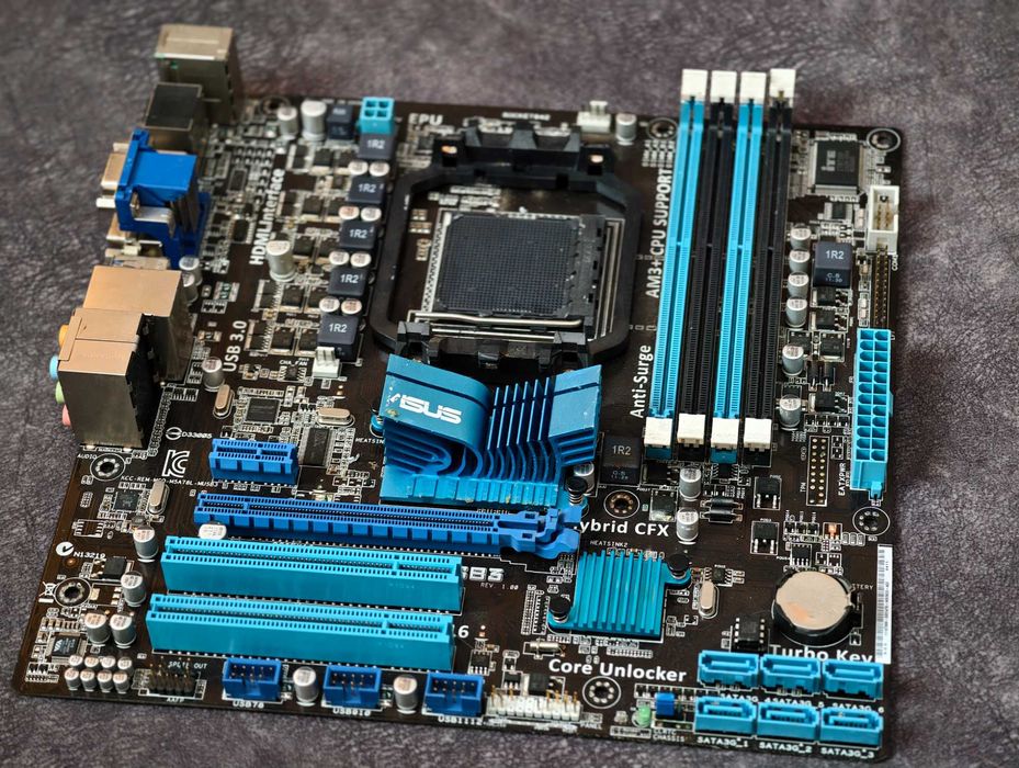 Материнська плата ASUS M5A78L-M/USB3 (AM3+) + Варіант комплекту