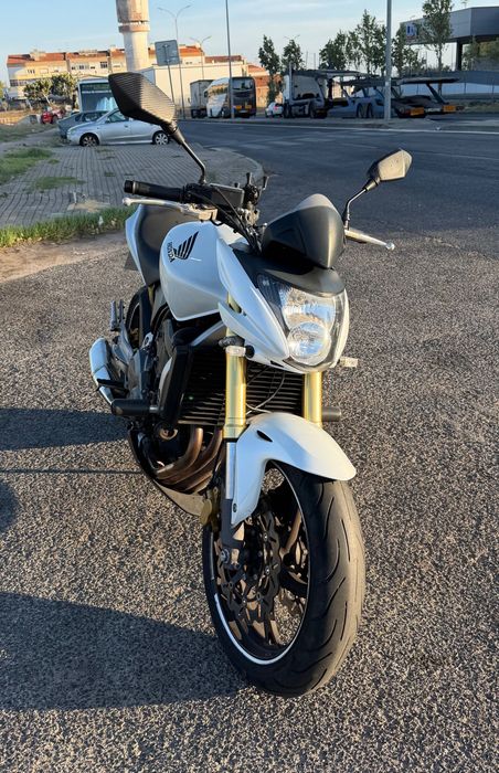 Motociclo honda hornet