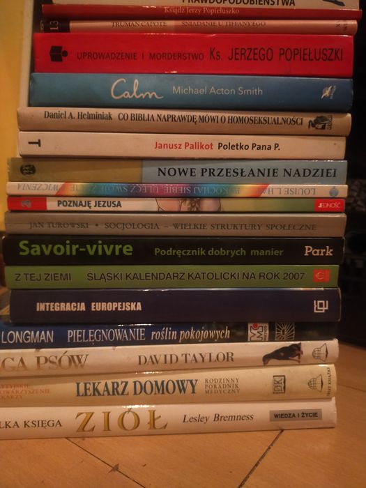 Sprzedam komplet kolekcje książek