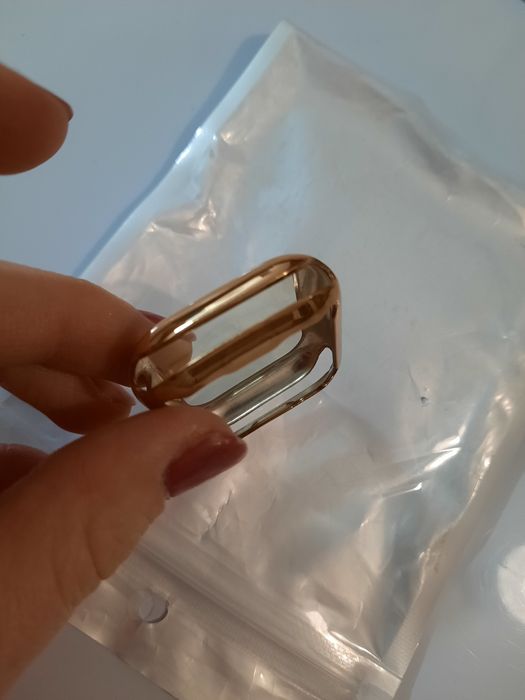 Etui case obudowa na Apple Watch 40mm 41mm silikonowa złota