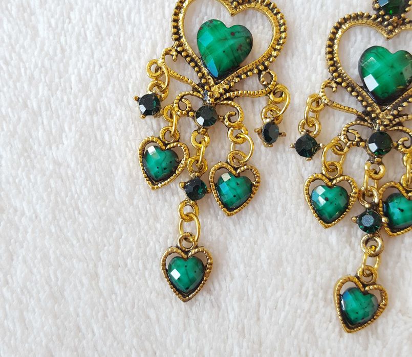 Eleganckie długie kolczyki złoty zielony kolor serce retro boho orient