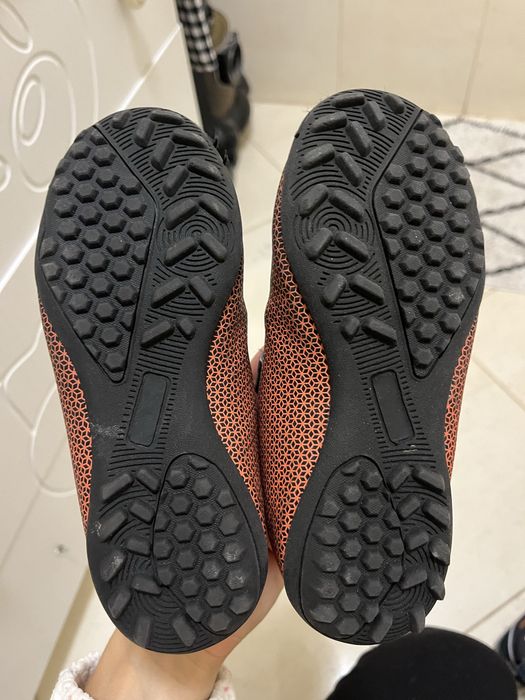 Дитячі футбольні бутси 29 розмір demix Нові!устілка 18 см