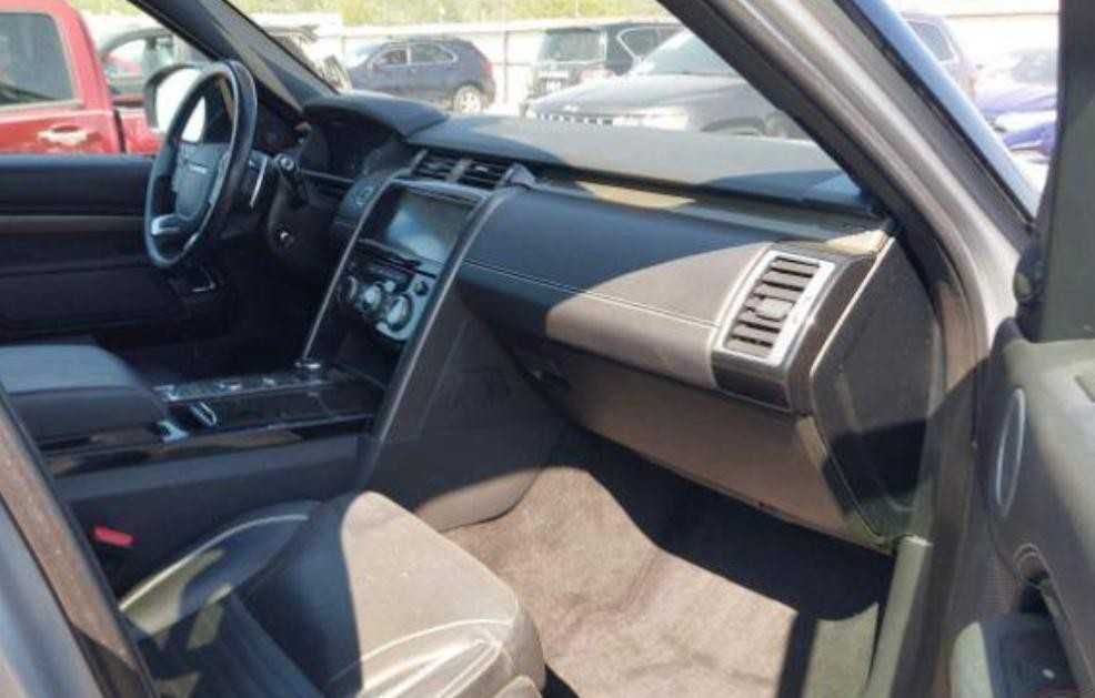 Розбірка, шрот Land Rover Discovery 5 L462