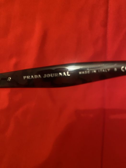 Oculos Prada em otimo estado