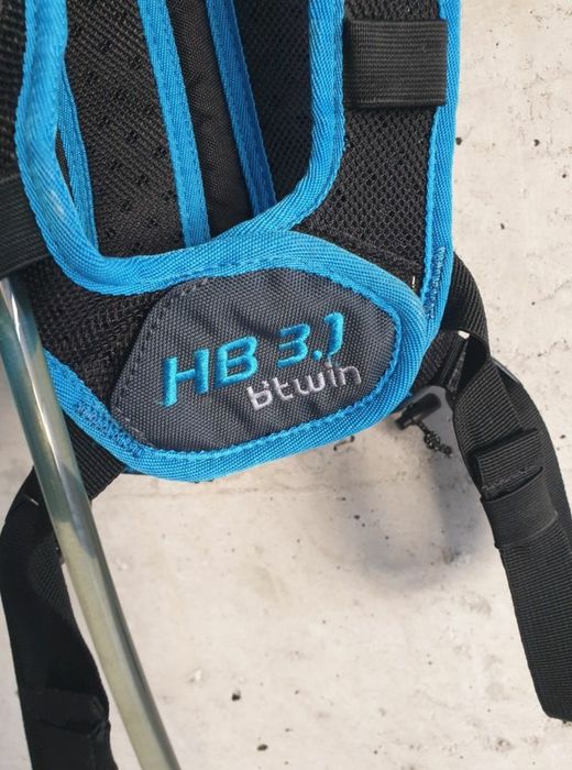 Vendo conjunto mochila, capacete e luvas de BTT/ Bicicleta