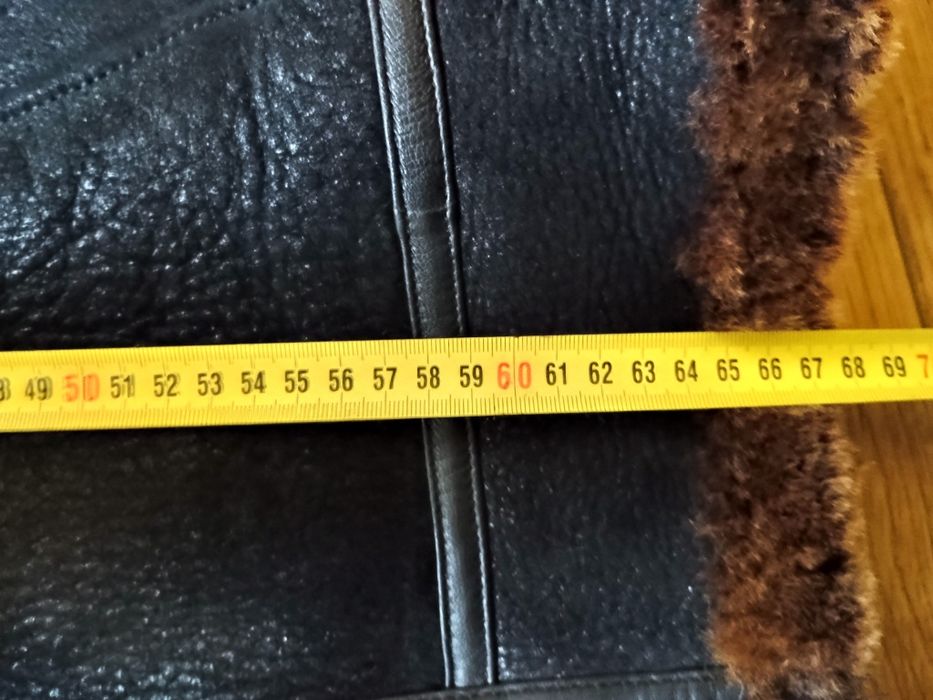 Дублёнка бомбер пилот размер M.