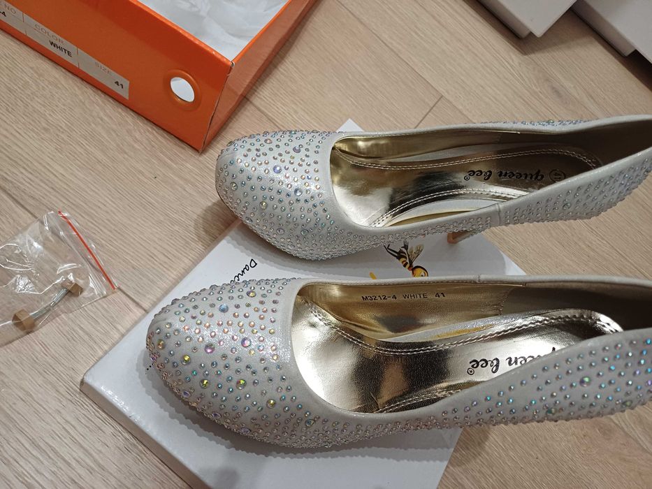 Buty ślubne białe świecące 41