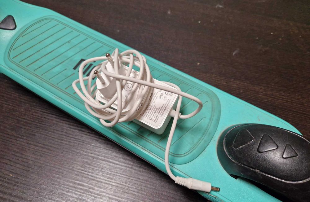 Електросамокат Segway Ninebot eKick zing a6