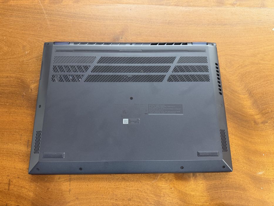 Portátil ASUS VB Flip TN3402YA RT (14" - AMD Ryzen 7 7730U - RAM: 16 GB - 512 GB SSD PCle - AMD Radeon Graphics)