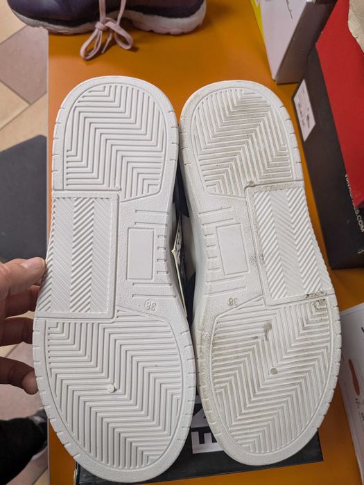 Xti Sneakersy buty sportowe czarno-białe rozm. 38