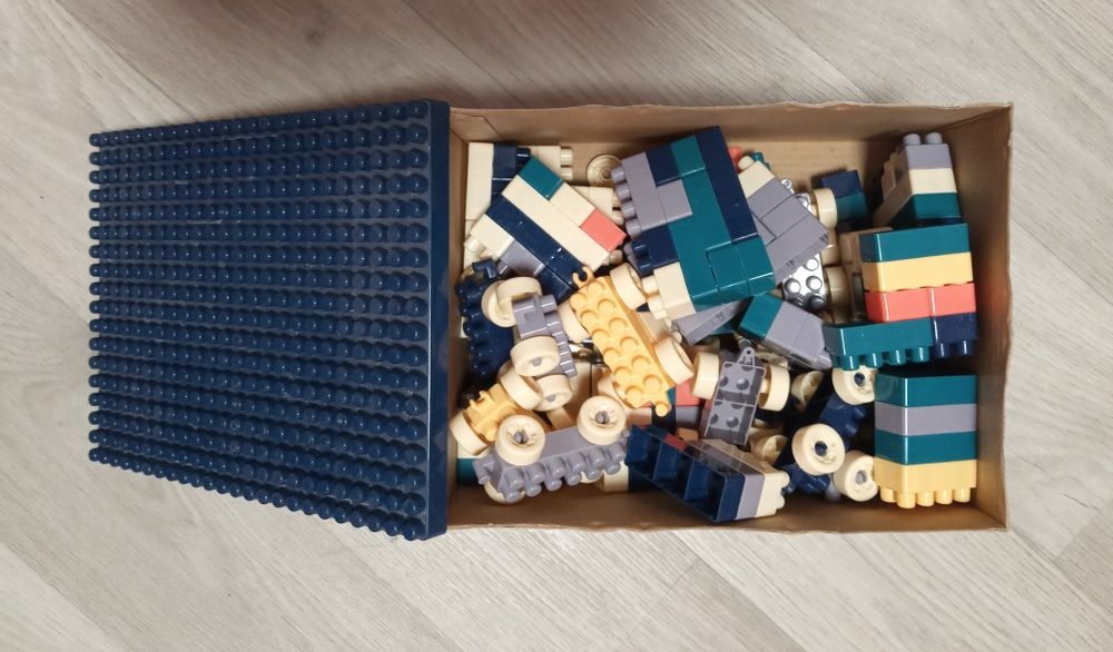 Конструктор Лего