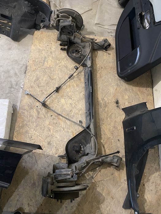 Балка задня Nissan Leaf 2 ZE1 2018-2024