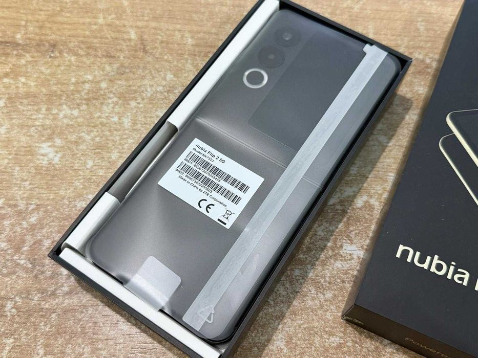 Telefon Nubia Flip 2 5G 8/256GB /Plus