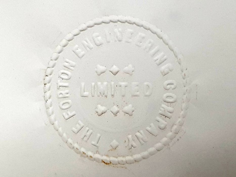 Fantástico antigo carimbo de Selo Branco: The Forton Engeneering....